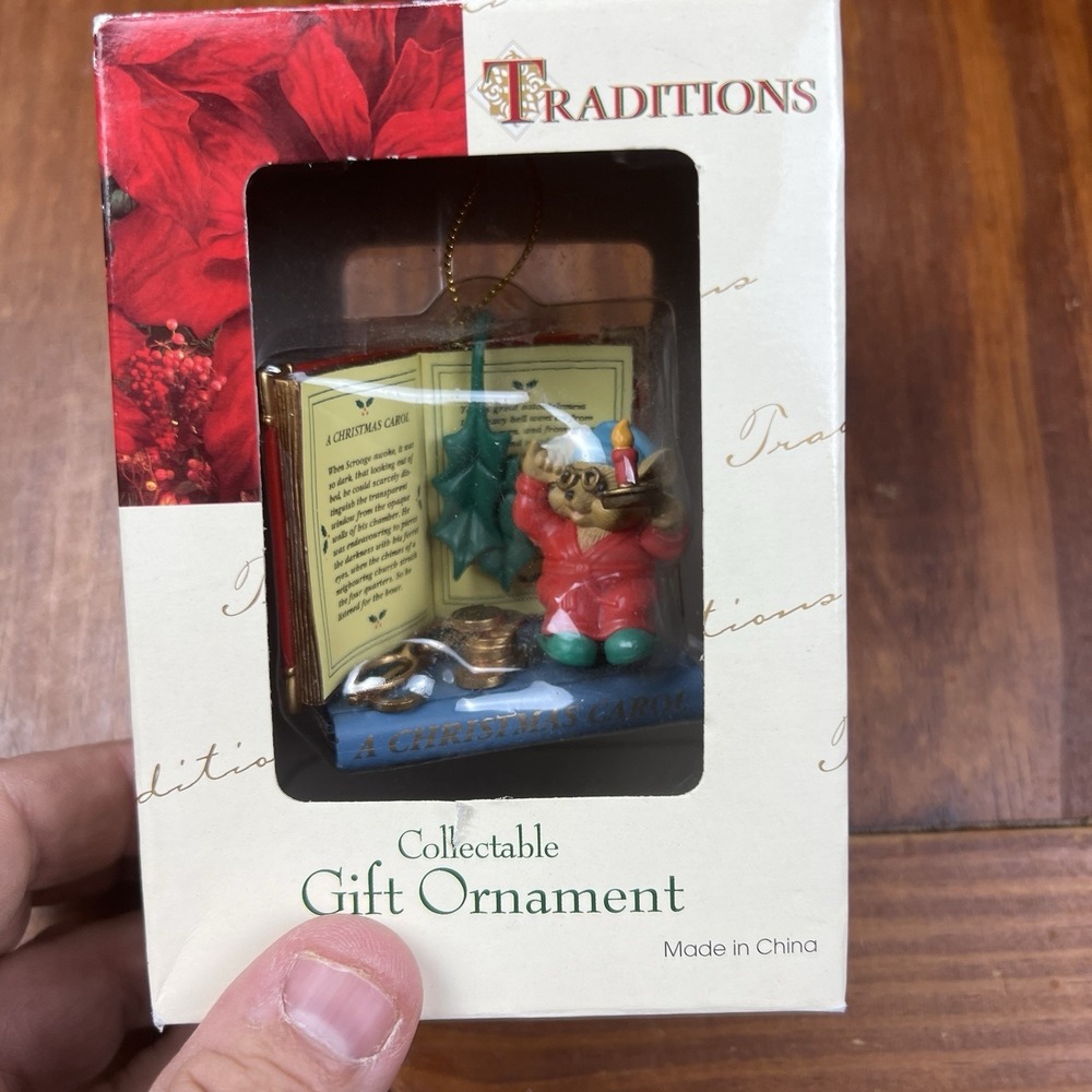 VINTAGE Traditions Christmas Ornament Mouse Reading A‎ Christmas Carol 1996